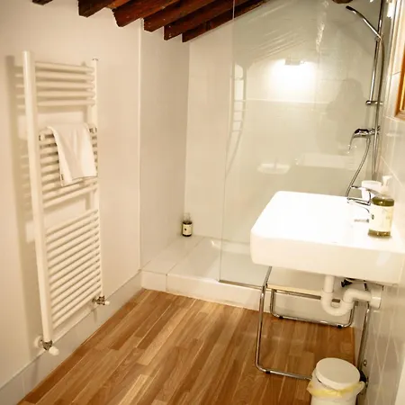 Pietra Di Residenza Couette-café