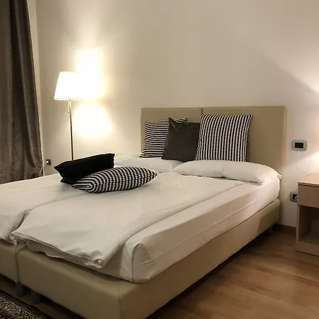 Pietra Di Residenza Couette-café 4*