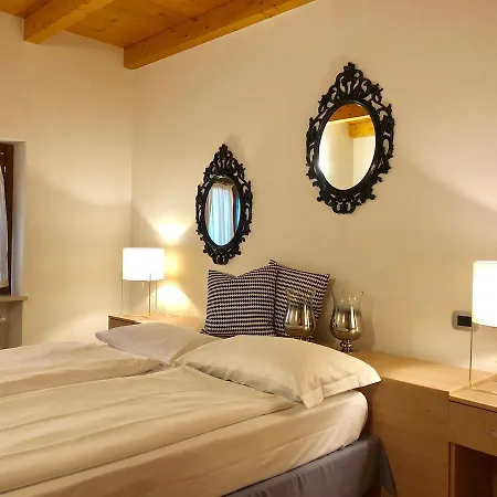 Pietra Di Residenza Couette-café