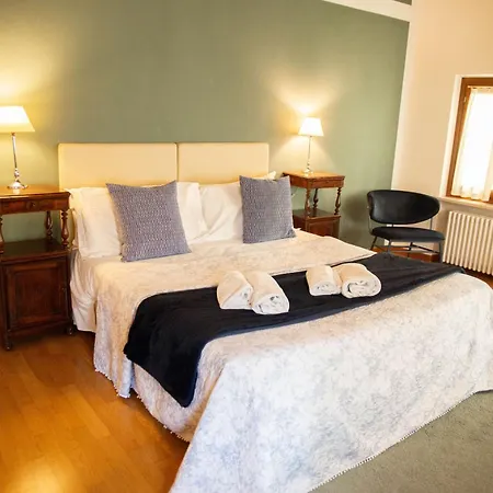 Frühstückspension Pietra Di Residenza 4*